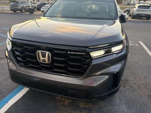2025 Honda Pilot Black Edition