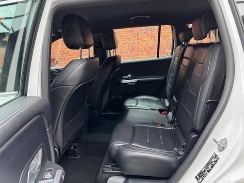 2022 Mercedes-Benz AMG GLB 35 Base