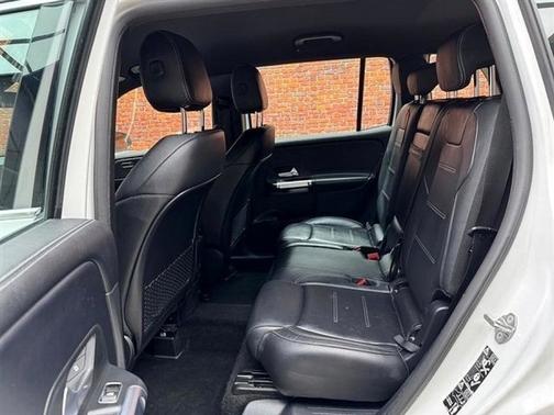 2022 Mercedes-Benz AMG GLB 35 Base