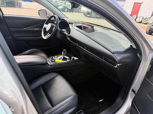 Platinum Quartz Metallic 2022 Mazda CX-30 2.5 S Select Package