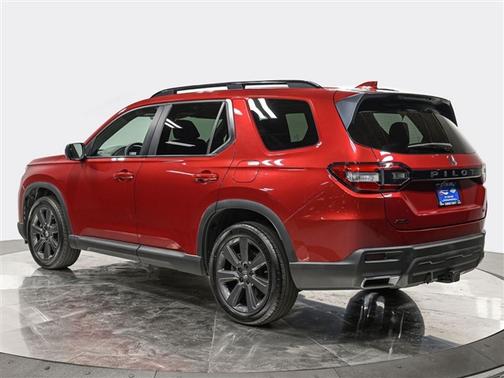 2023 Honda Pilot Sport