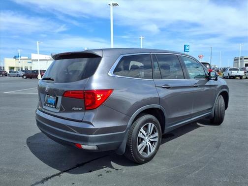 2017 Honda Pilot EX-L w/ Navigation