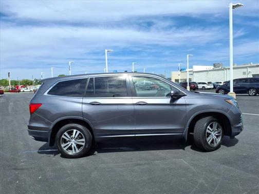 2017 Honda Pilot EX-L w/ Navigation
