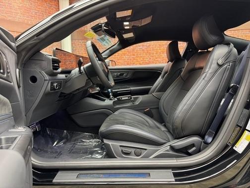 2025 Ford Mustang Dark Horse