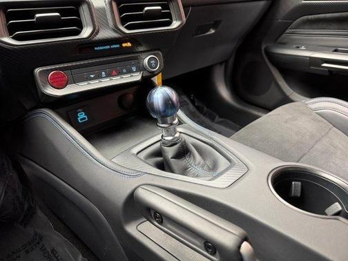 2025 Ford Mustang Dark Horse