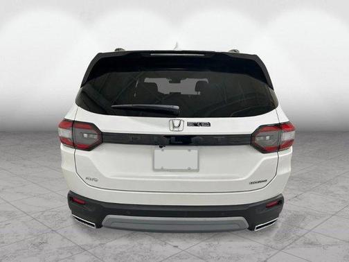 2025 Honda Pilot Touring+