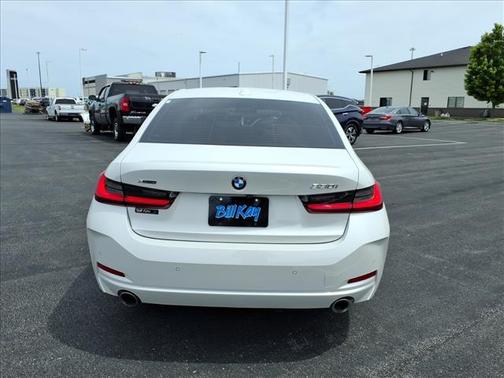 Mineral White Metallic 2023 BMW 330 i xDrive