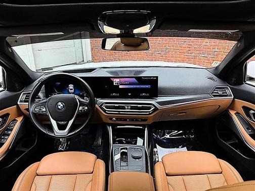 Mineral White Metallic 2023 BMW 330 i xDrive
