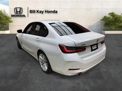 Mineral White Metallic 2023 BMW 330 i xDrive