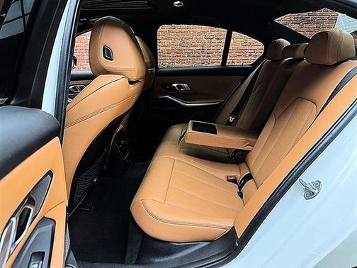 Mineral White Metallic 2023 BMW 330 i xDrive