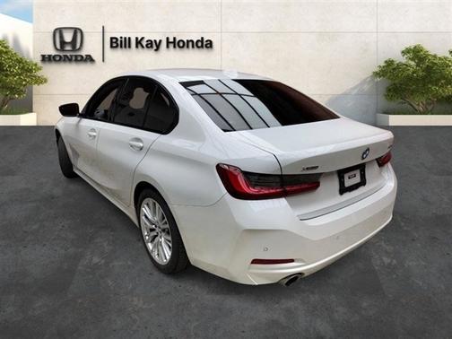 Mineral White Metallic 2023 BMW 330 i xDrive