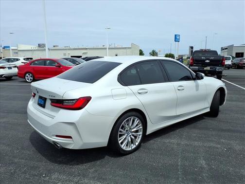 Mineral White Metallic 2023 BMW 330 i xDrive