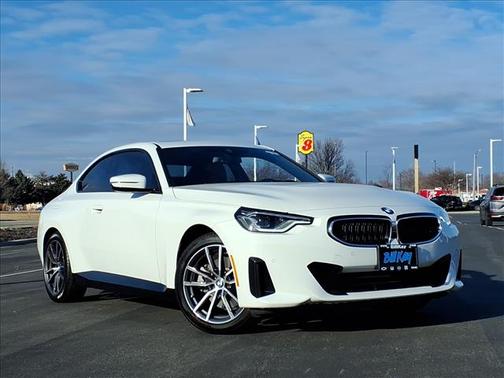 2023 BMW 230 i xDrive