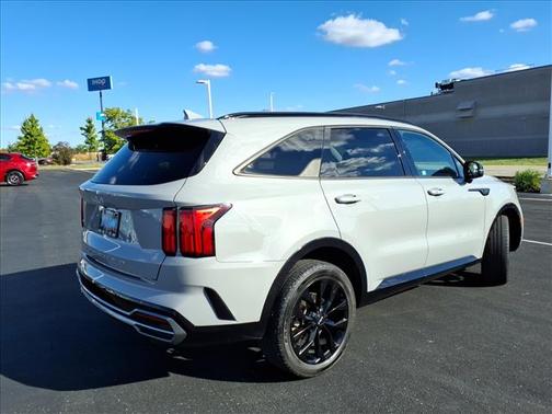 2022 Kia Sorento SX
