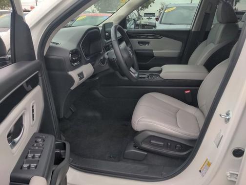 2025 Honda Pilot Sport