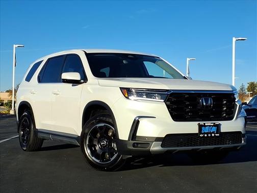 2025 Honda Pilot Sport