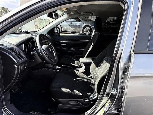 2023 Mitsubishi Outlander Sport 2.0 ES