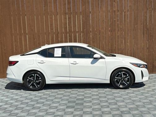 Cloud White 2025 Nissan Sentra SV
