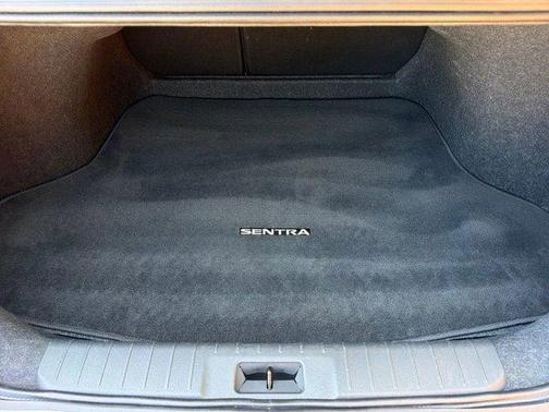 Cloud White 2025 Nissan Sentra SV