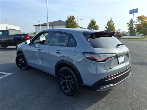 Urban Gray Pearl 2023 Honda HR-V Sport