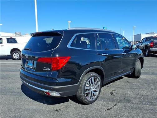 Crystal Black Pearl 2016 Honda Pilot Elite