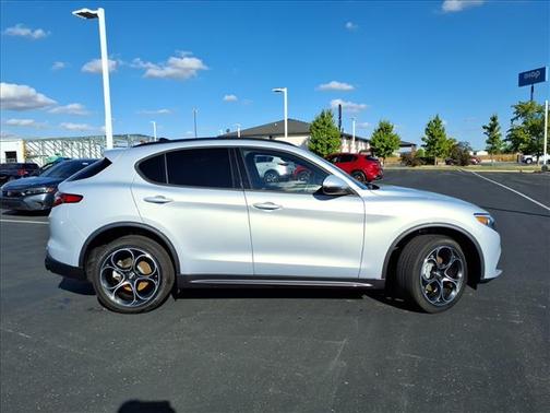 2022 Alfa Romeo Stelvio Ti