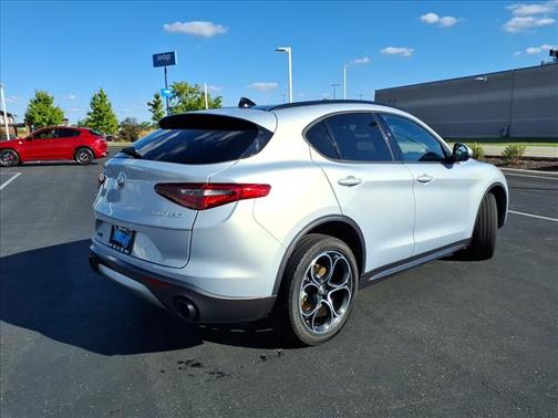 2022 Alfa Romeo Stelvio Ti