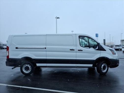 2024 Ford Transit-250 