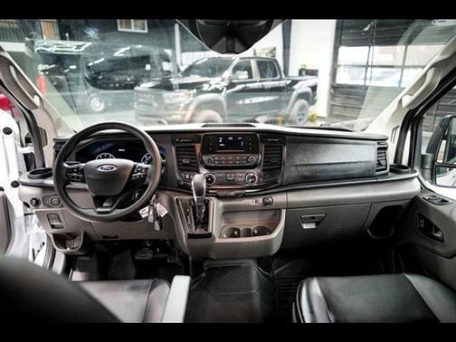 2024 Ford Transit-250 