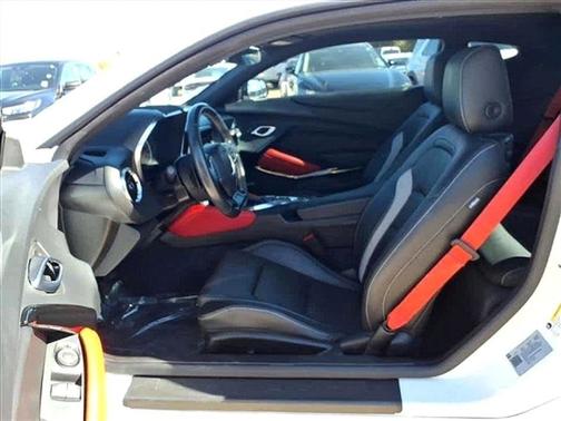 2023 Chevrolet Camaro 