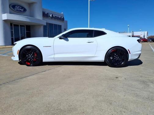 2023 Chevrolet Camaro 2LT