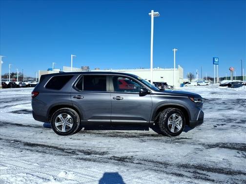 2023 Honda Pilot EX-L 8-Passenger