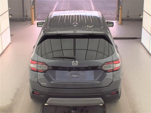 2023 Honda Pilot EX-L 8-Passenger