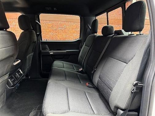 Oxford White 2023 Ford F-150 XLT