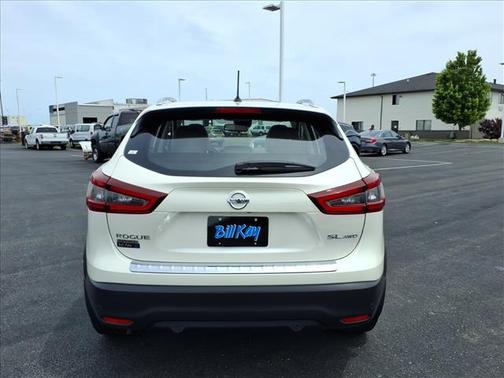 White 2022 Nissan Rogue Sport SL