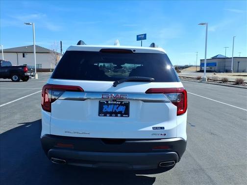 2023 GMC Acadia AT4