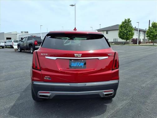 Infrared Tintcoat 2021 Cadillac XT5 Premium Luxury