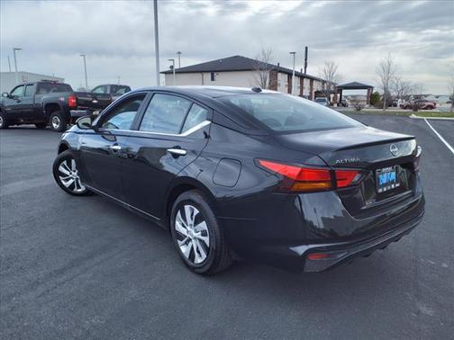 2025 Nissan Altima S