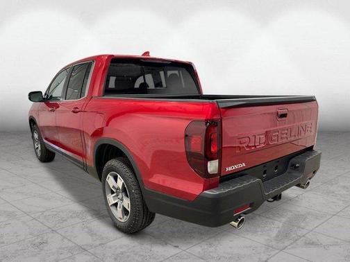 Radiant Red Metallic II 2026 Honda Ridgeline RTL