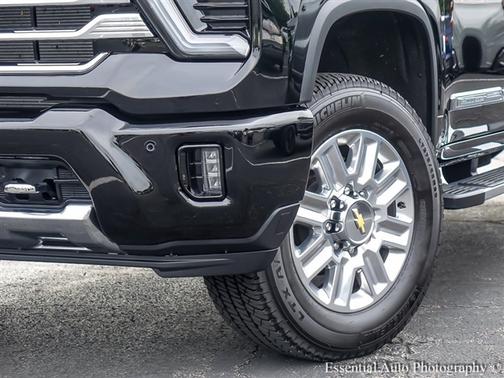 2025 Chevrolet Silverado 2500 High Country