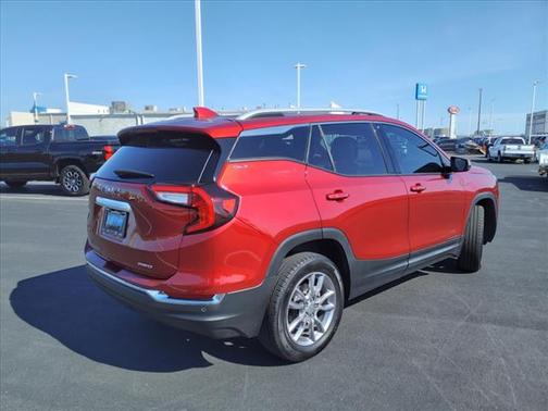 2022 GMC Terrain SLT