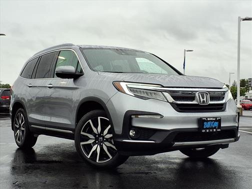 2019 Honda Pilot Touring 8-Passenger