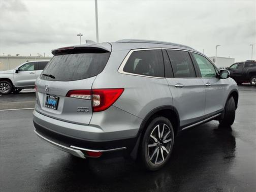 2019 Honda Pilot Touring 8-Passenger