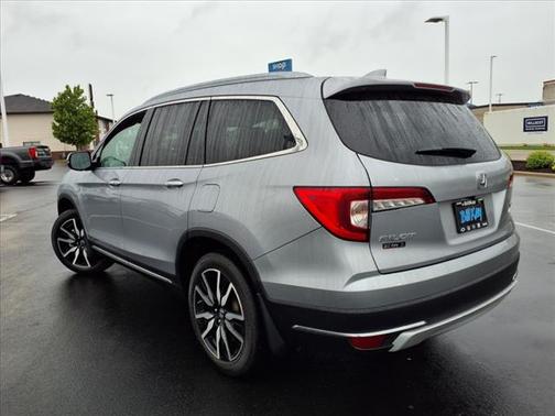 2019 Honda Pilot Touring 8-Passenger