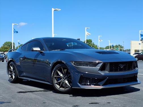 2025 Ford Mustang Dark Horse