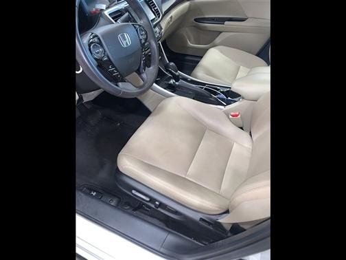 2017 Honda Accord Hybrid EX-L