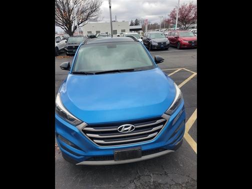 2017 Hyundai TUCSON Night