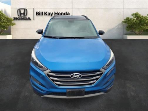 2017 Hyundai TUCSON Night