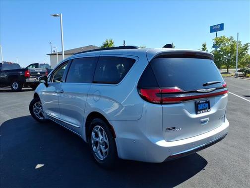 2023 Chrysler Pacifica Limited