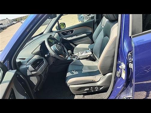 Sapphire Blue Pearl 2025 Subaru Forester 2.5i Sport